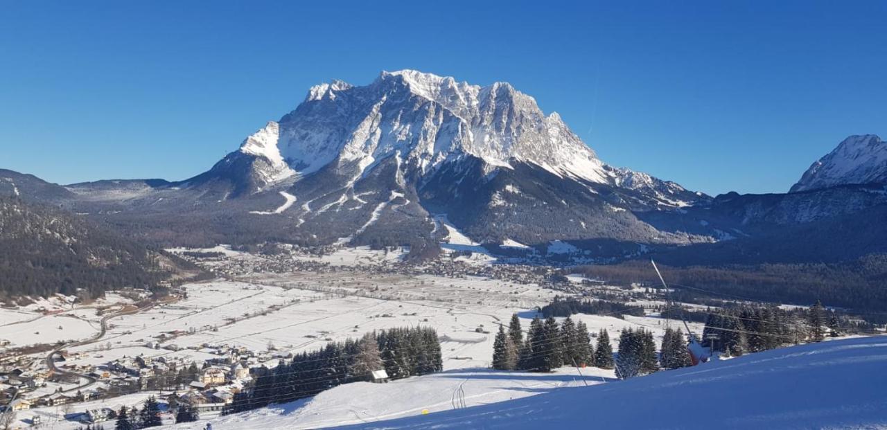 Chalet Panorama Tirol Hofen Bagian luar foto